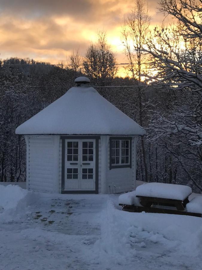 Heggelund Villa Svensby Kültér fotó