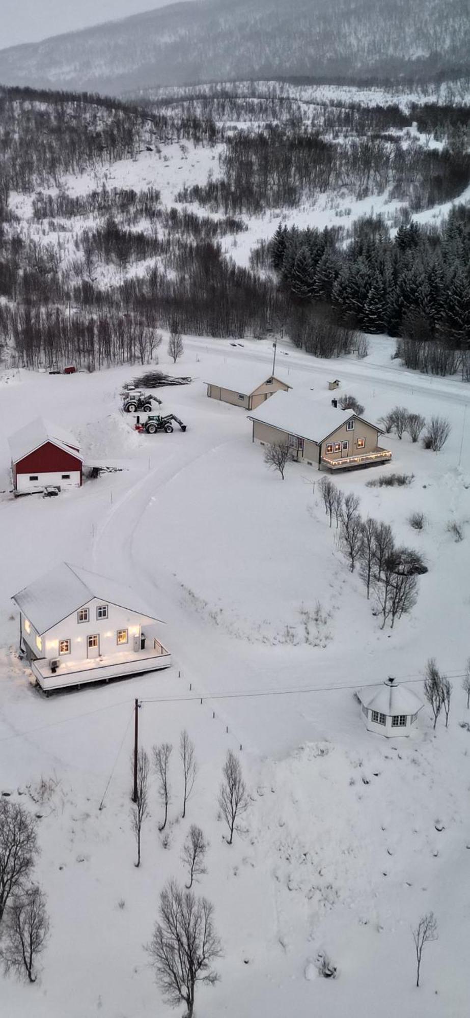 Heggelund Villa Svensby Kültér fotó